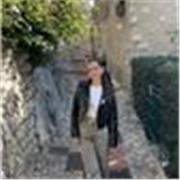 Profesora de las materias básicas (inglés, matemáticas, castellano, catalán) para niños de primaria y de la ESO 