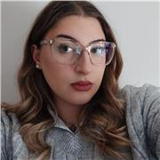 Laureanda in filosofia; ripetizioni e spiegazioni per medie, superiori e università.