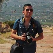 Insegno le basi di fotografia, corpo macchina, obiettivo, gestione della luce, iso, profondità di campo e tanto altro…