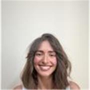 Profesora de inglés titulada con más de 3 años de experiencia. En el aula, la metodología Learning by doing (LBD) es crucial. 