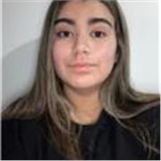 Estudiante de traductorado público imparte clases para niños, niñas y adolescentes