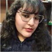 Profesora de comunicación para clases a distancia