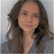 Tutora de Inglés , puedo asistir con tareas de la escuela o enseñar ingles con mi propia materia. Soy un americana nativa