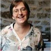 Professeur droit immobilier, avec plus de 30 ans d'experience, donne cours en ligne pour aider les etudiants en immobilier