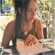 Accompagnante scolaire avec une spécialisation dans le handicap 