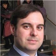 Do lezioni di italiano a studenti stranieri. Contattatemi.