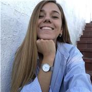 Graduada en Estudios Hispánicos: lengua castellana y su literatura