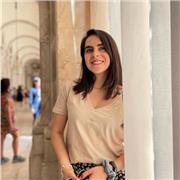 Maestra de educación Infantil y primaria con mención en Inglés. Máster en educación y comunicación en la red