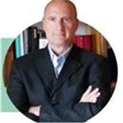 Esperienza in tre continenti, tra università e licei. Sufficiente? 