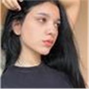 Ragazza diplomata in Ragioneria Relazioni Internazionali offre ripetizioni di lingue (inglese/ francese/ spagnolo)