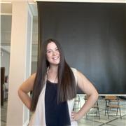 Llevo diez años dando clases particulares, superviso deberes, trabajos y acompaño en lecturas.