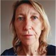 Professeur des écoles avec plus de 20 ans d'expérience en France et à l'étranger