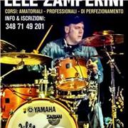 CURRICULUM MUSICALE di LELE ZAMPERINI.
Emanuele Zamperini in arte Lele Zamperini , nasce a Verona il 
scopre già da giovanissimo il suo interesse per la musica ,
Inizia a suonare la batteria con il maestro Francesco Casale, trovando una perfetta sint