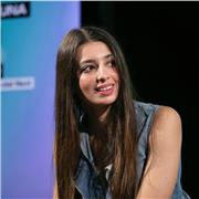 Laureanda in Relazioni Internazionali, bilingue inglese, offre ripetizioni di inglese per ragazzi delle medie e superiori, anche adulti - DA REMOTO