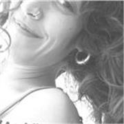 Profesora de español imparte clases presenciales y online