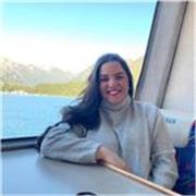 Fui profesora de inglés en Ecuador, di años 2 clases y siempre les he enseñado a mis sobrinos y dicen que por mi lo hablan perfect