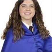 Profesora de química adaptada a las necesidades de cada alumno