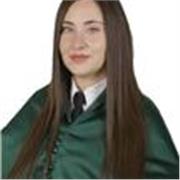 Estudiante de Educación Infantil, apta para ofrecer clases a alumnos/as de primaria 