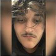 Als engagierter Englisch-Nachhilfelehrer mit C1-Zertifizierung lege ich großen Wert darauf, ein echtes Sprachgefühl zu vermitteln