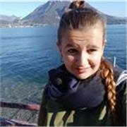 Studentessa laureanda in lingue offre lezioni di Hindi per principianti, con l'obiettivo di introdurli a questa lingua e (se desiderato) alla cultura