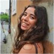studentessa di scienze politiche con ottima conoscenza dello spagnolo e buona conoscenza dell'inglese