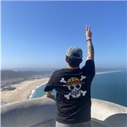 Resolutivo, empatico, trabajador. A todo tipo de alumnos