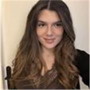 Ciao! Sono Camilla, italiana e bilingue francese. Vivo, studio e lavoro in Francia da diversi anni! 
