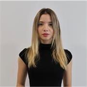 Estudiante del doble grado de psicología y criminología , puedo desplazarme o realizar las clases online.