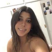 Soy estudiante de un doble grado de educación primaria y cafd. He hecho el bachiller de sociales y mi fuerte eran las matemáticas. Me gustaría dar clases a niños de primaria ya que está relacionado con lo que estudio. Soy una chica que se propone muchas m