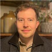 I am a friendly and approachable teacher who teaches working professionals and university students.