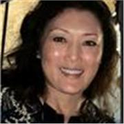 Children's English tutor who makes time fly by keeping things fun and interesting. 