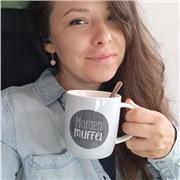 Ich bin bilingual aufgewachsen, habe den Master in Translation mut der Sprachkombination Deutsch, Rumänisch- Italienisch.