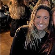 Profesora de inglés con 4 años de experiencia en clases particulares. Apoyo personalizado y adaptado a tus necesidades