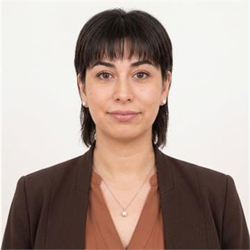 María