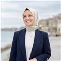 ​Mesleğinde 8 yılı geride bırakmış, dinamik, sonuç odaklı ve gelişime açık bir Matematik Öğretmeni olarak kendimi tanımlıyorum.