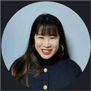 Professeure d’anglais attentive et disponible propose des cours d’anglais en ligne personnalisés pour élèves de tout âge.