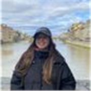 No tengo titulación, pero soy una ex jugadora de fútbol, he jugado durante 5 años