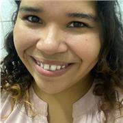 Profesora de lengua y literatura dicta clases español para extranjeros que estén aprendiendo el idioma