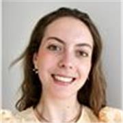 Patient and understanding English tutor offering A1–C2 lessons with engaging, supportive approach!