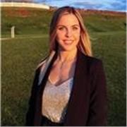 Dottoressa magistrale in Biotecnologie della Riproduzione Umana offre lezioni di biologia e scienze naturali