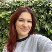 Soy una profesional del entrenamiento personal a la que le encanta realizar rutinas adaptadas a cualquier tipo de edad y deporte