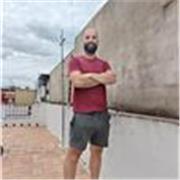 Se ofrecen clases particulares online para grupos en una misma franja horaria, a través de una plataforma podrá disfrutar de una clase como en su gym