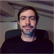 Madrelingua portoghese brasiliano. Insegnante laureato in Brasile e Stati Uniti. Esperienza come professore in Brasile