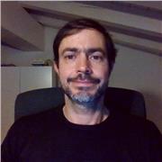 Madrelingua portoghese brasiliano. Insegnante laureato in Brasile e Stati Uniti. Esperienza come professore in Brasile