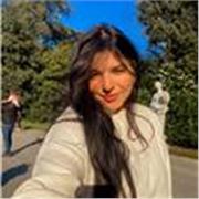 Encantada; Mi nombre es Vittorianna, poseo Italiano como segunda lengua madre, emocionada de poder compartir mi conocimiento de la mejor manera que se adapte a ti