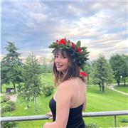 Neolaureata in Comunicazione disponibile per ripetizioni, aiuto compiti e supporto per preparazione maturità