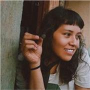 I'm a visual artist and audiovisual producer with a solid background in research-creation processes. I aim to Adults and children 