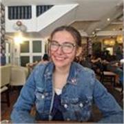 I am a univeristy student studying Human Biology and Psychology. I am very bubbly and chatty. I love science and maths! 