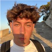 Joven con titulación B2 Cambridge. Pretendo dar clase a alumnos de Primaria y la ESO.