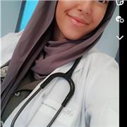 Étudiante en 5 ème année de médecine met à disposition ses connaissances et son envie d'enseigner au profit des plus jeunes